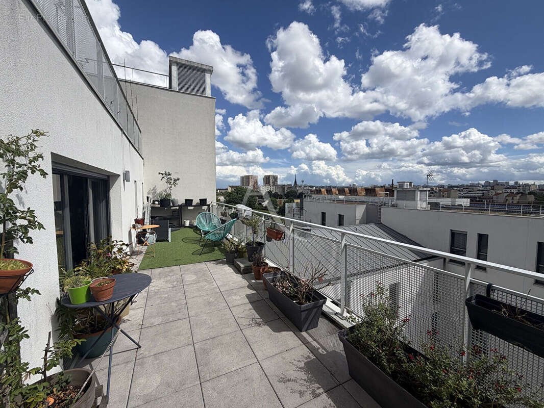 Appartement à AUBERVILLIERS