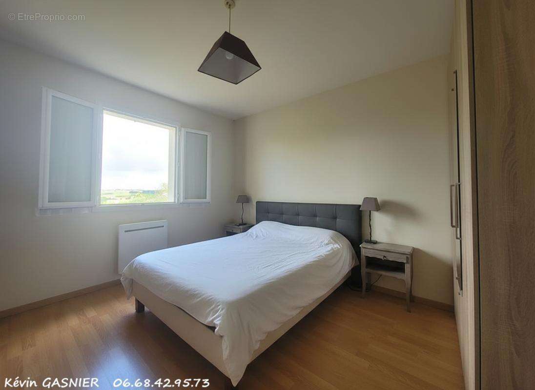SAINT GENIS D'HIERSAC (16570) : Maison de plain pied 100m2 - photo 5