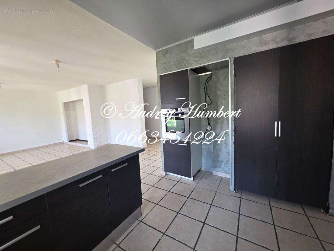 EXCLUSIVITE, MANOSQUE, BEL APPARTEMENT avec balcon, loggia et vue dégagée,  3/4 pièces de 67 m2 quartier et vue Mont d'Or - photo 11