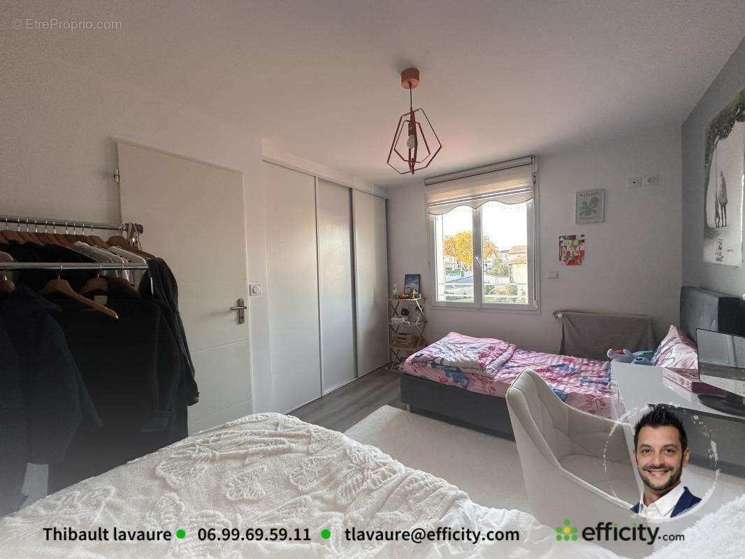 Maison à SAINT-YRIEIX-SUR-CHARENTE