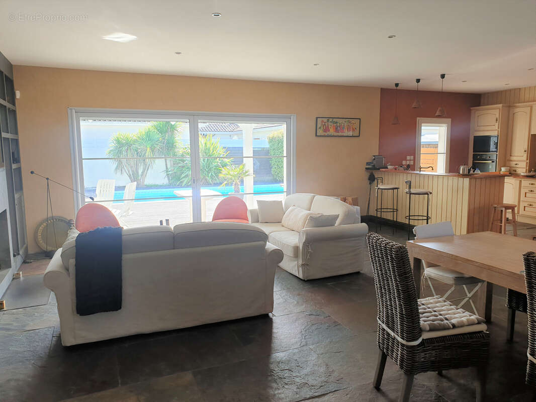 Maison à GUJAN-MESTRAS