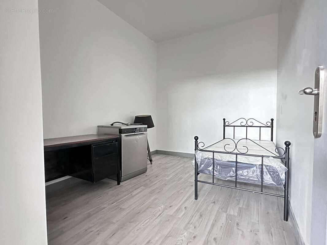 Immeuble de rapport - 3 appartements  et garage -Fort potentiel Soyaux - photo 5