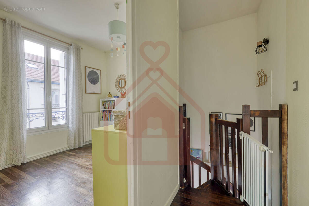 Maison à VITRY-SUR-SEINE