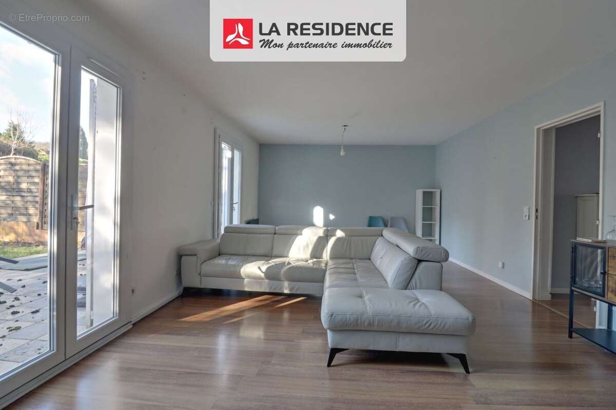 Maison 112 m² à Aulnay-Sur-Mauldre  - photo 3