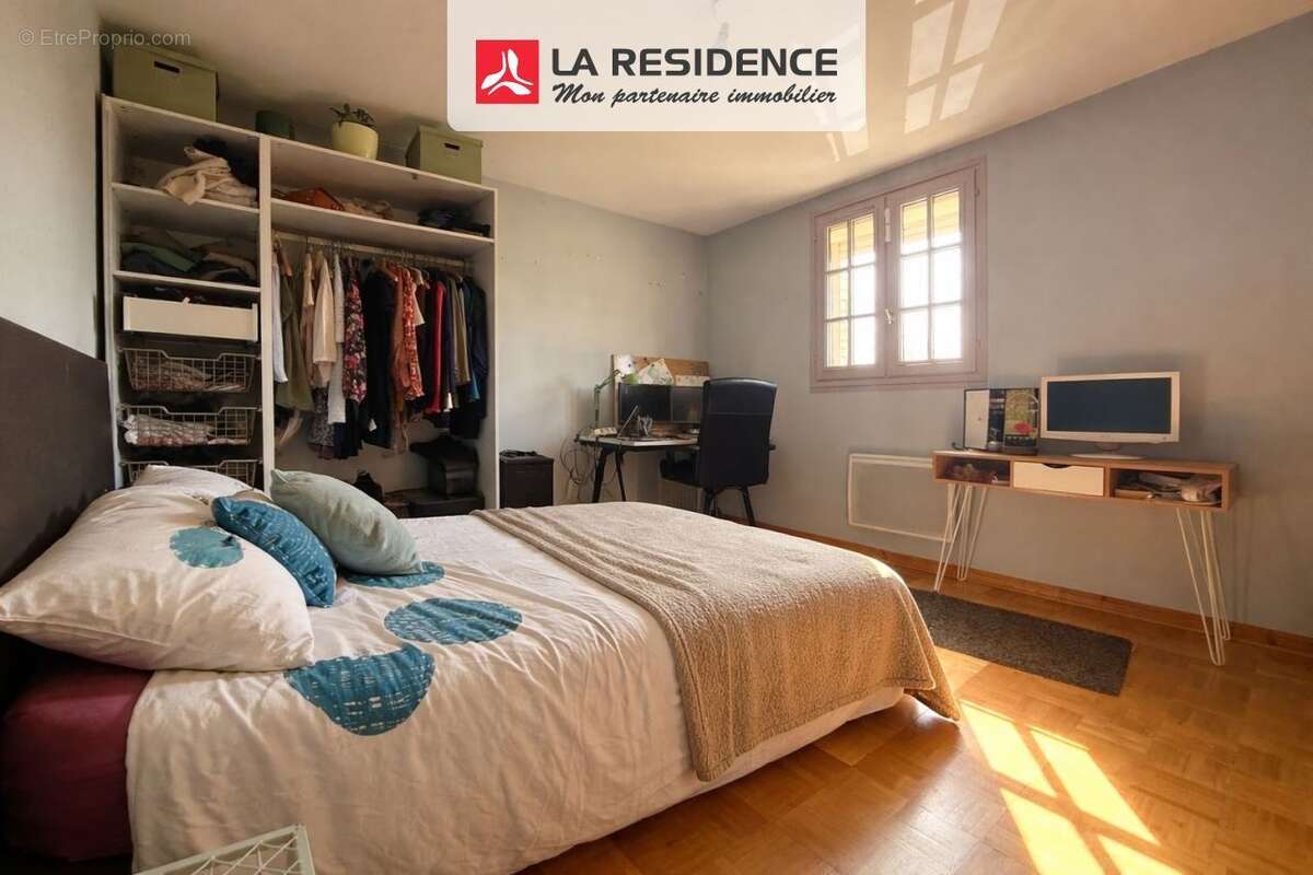 Maison à LIMETZ-VILLEZ