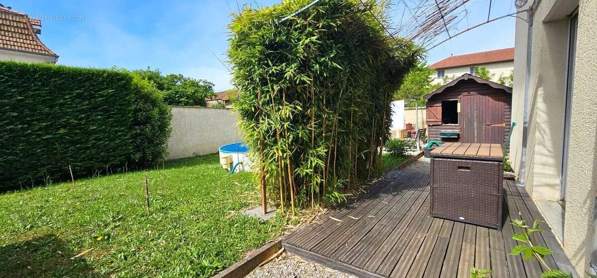 Maison à SAINT-MAURICE-DE-REMENS