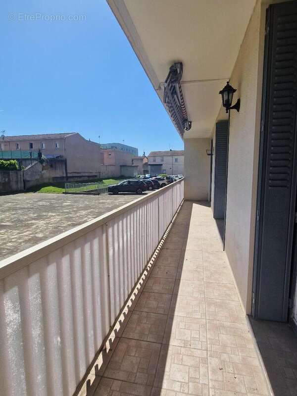   - Appartement à VENISSIEUX