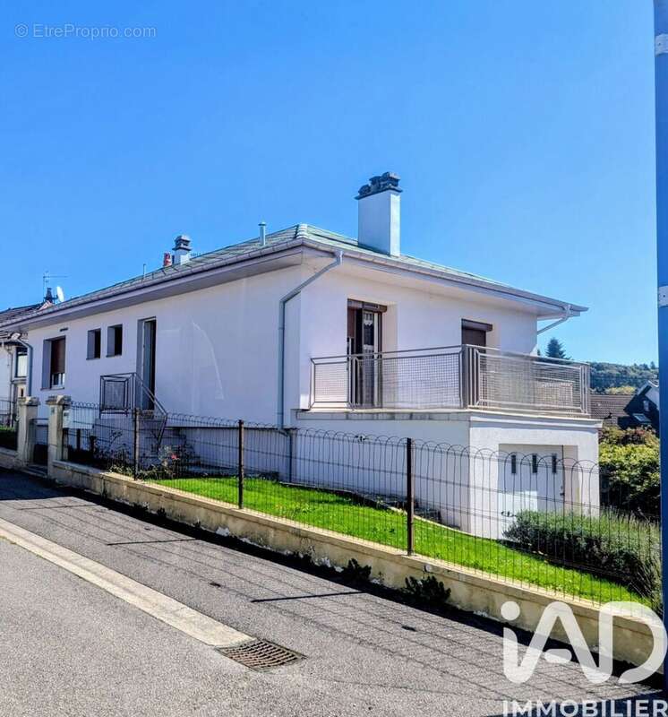 Maison 67 m² à Bains-Les-Bains  - photo 4