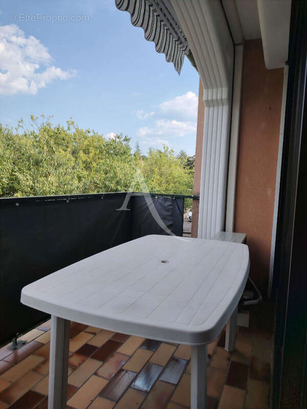Appartement à GREOUX-LES-BAINS