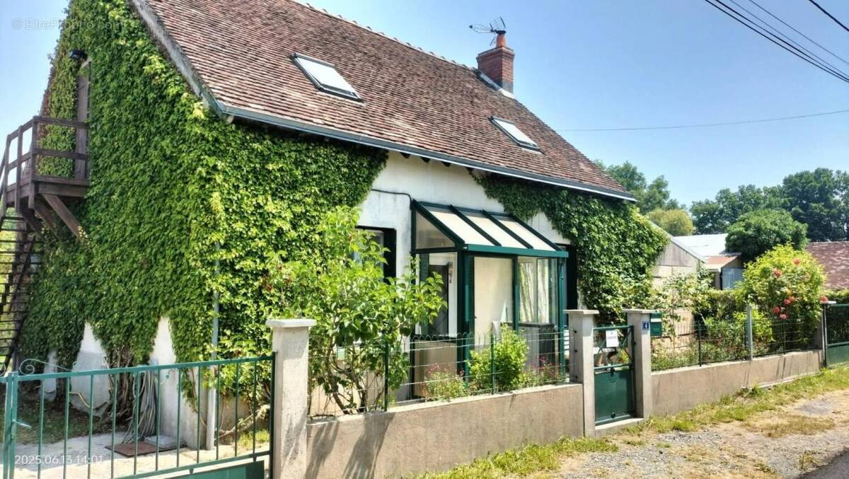 Photo 1 - Maison à ECUEILLE