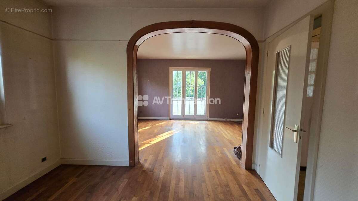 Maison 300 m² à Savoyeux  - photo 45