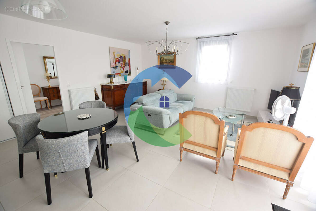 Appartement à EPINAY-SUR-ORGE