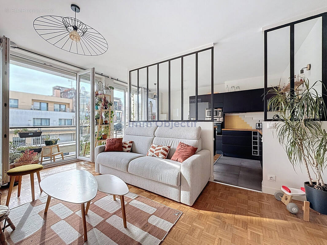 Appartement à PARIS-12E