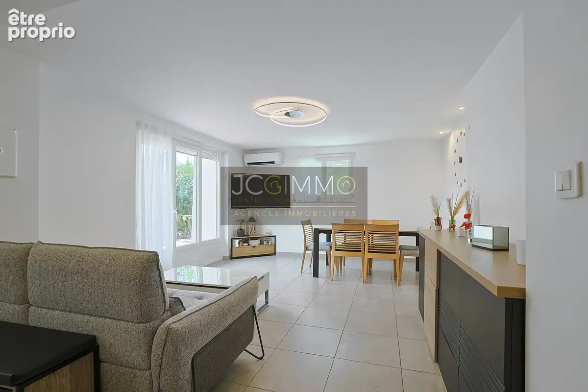 Maison composée de 3 appartements au Cap Brun - photo 18