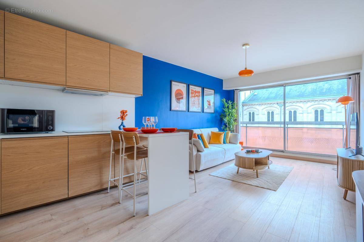 Appartement à BORDEAUX
