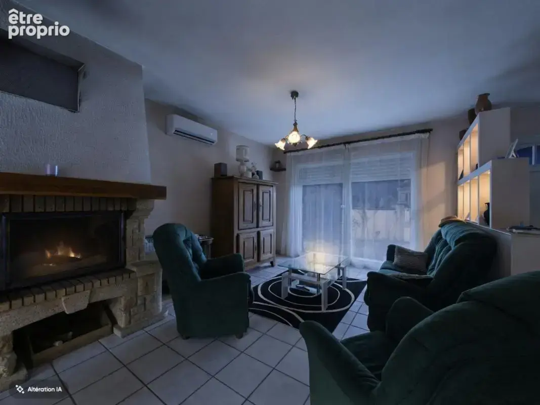 A vendre jolie maison à faible émission avec grand jardiin, atelier, garage et piscine - photo 2