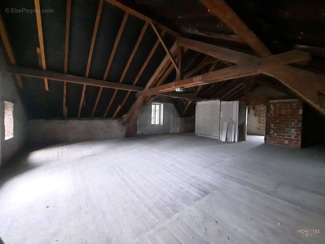 Appartement à FRESSE-SUR-MOSELLE