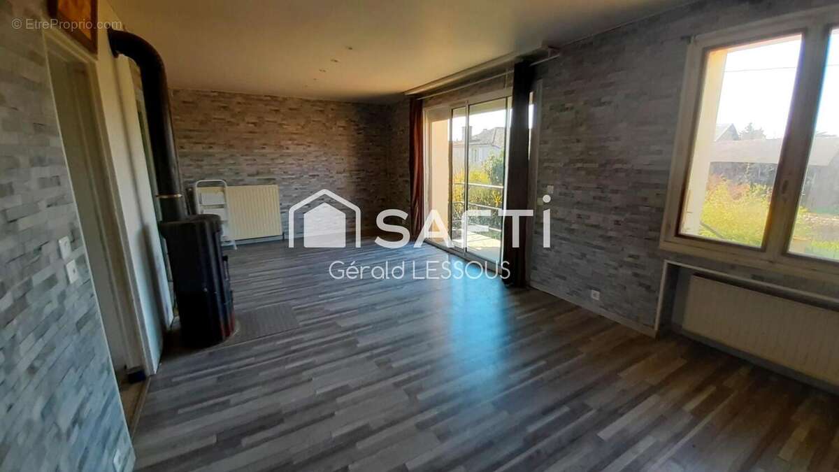 Photo 5 - Maison à SAINT-JULIEN-L'ARS