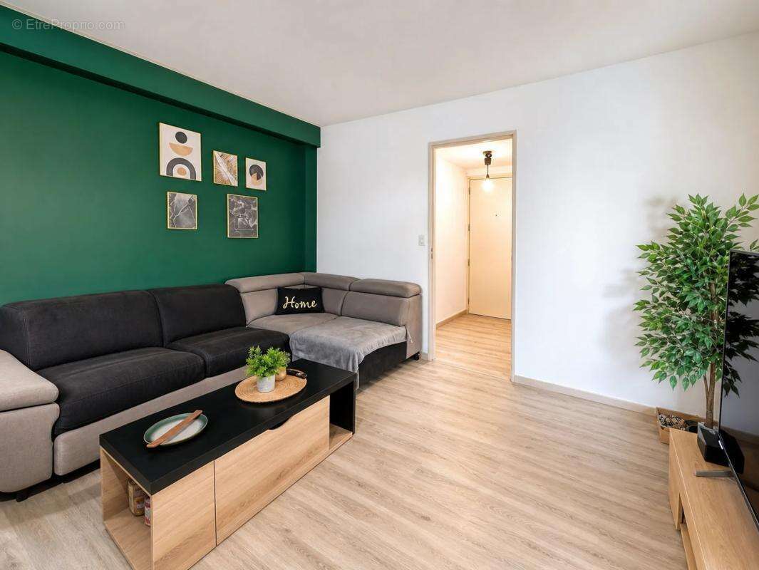 Appartement à RIS-ORANGIS