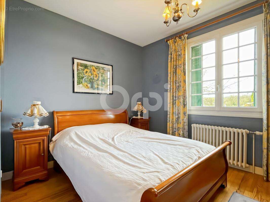 Maison à ARNIERES-SUR-ITON