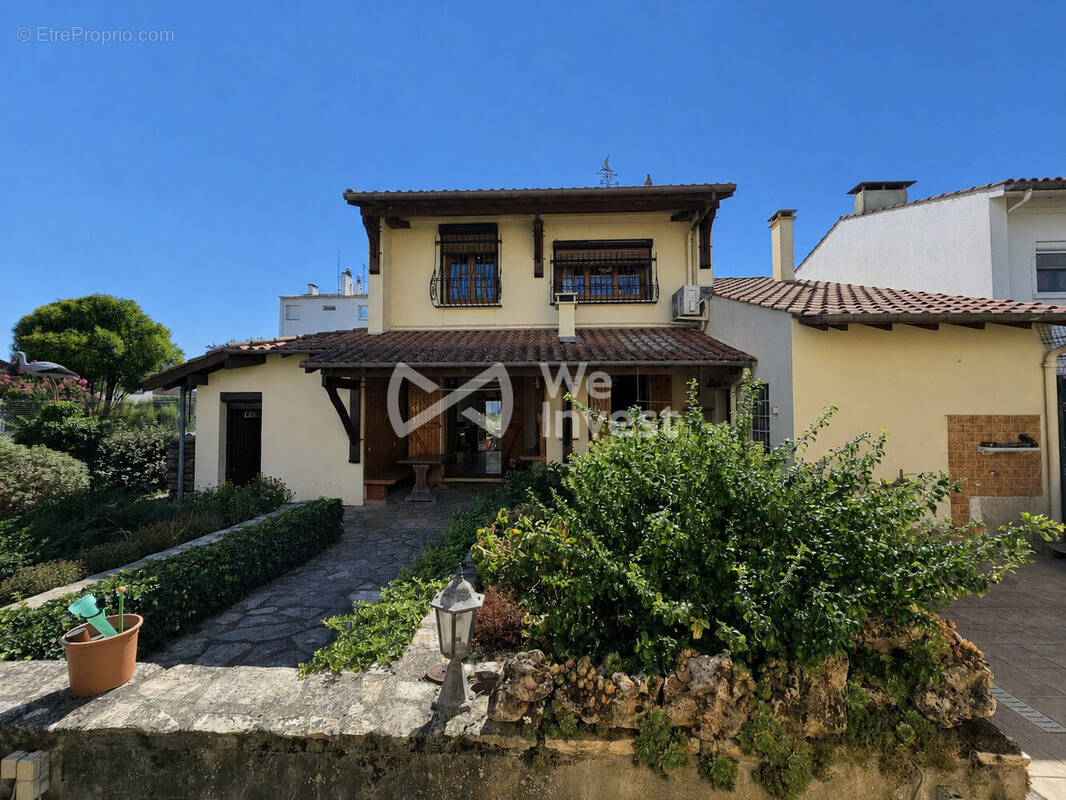 Maison à CASTELSARRASIN