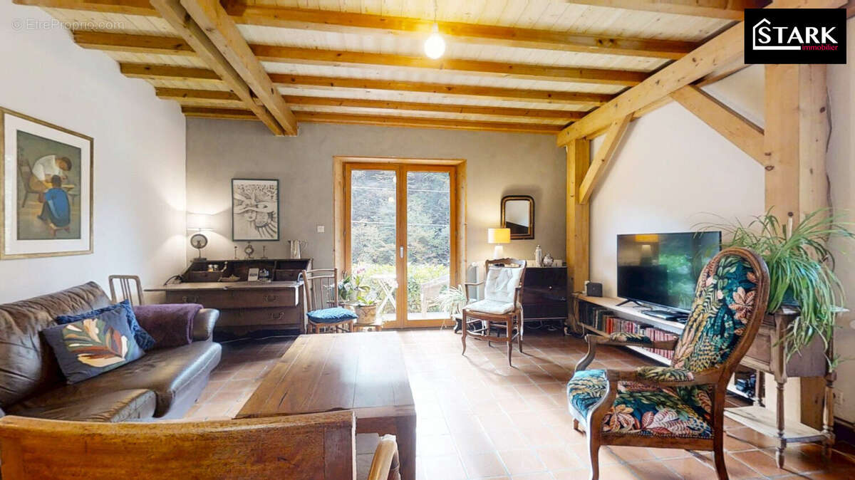 Maison à SAINT-HIPPOLYTE