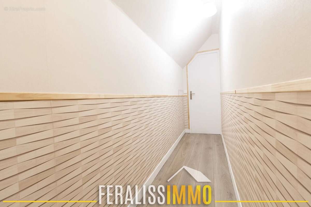 Maison à VAUX-SUR-SEINE