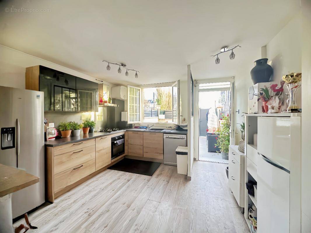 Maison à VILLETANEUSE