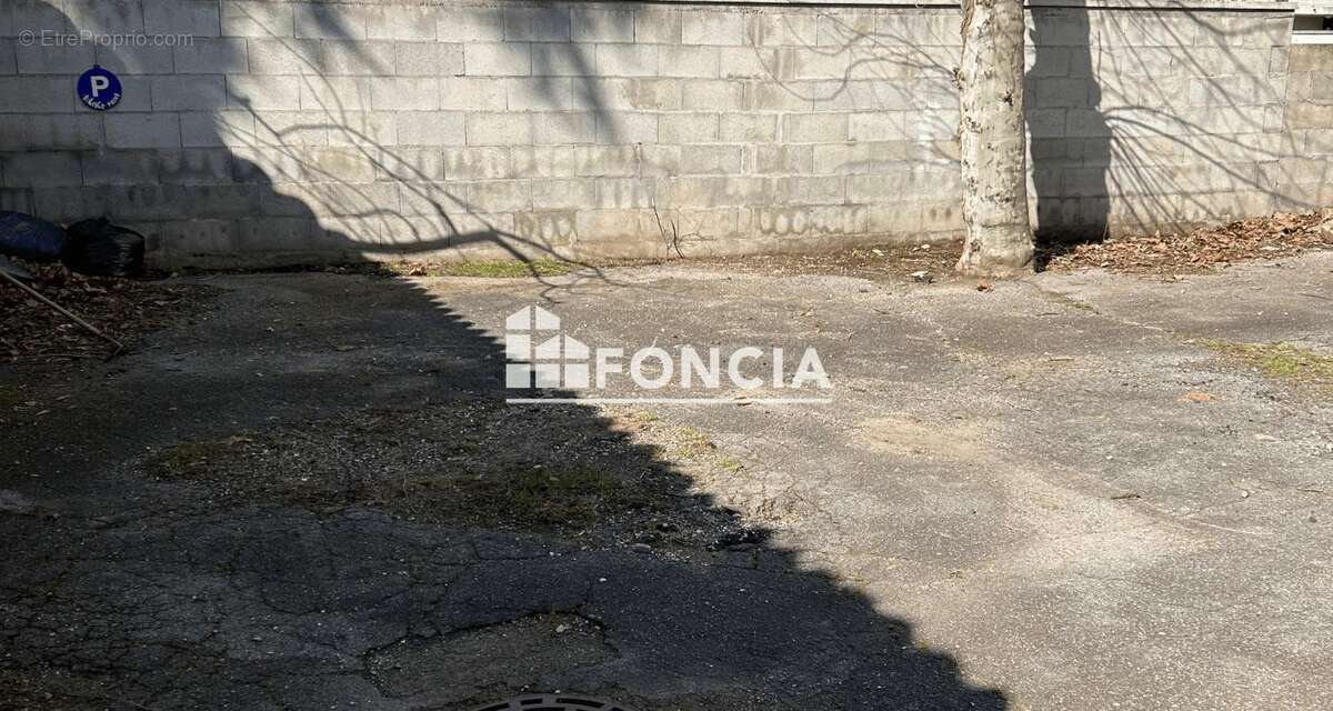 Appartement à LE PEAGE-DE-ROUSSILLON