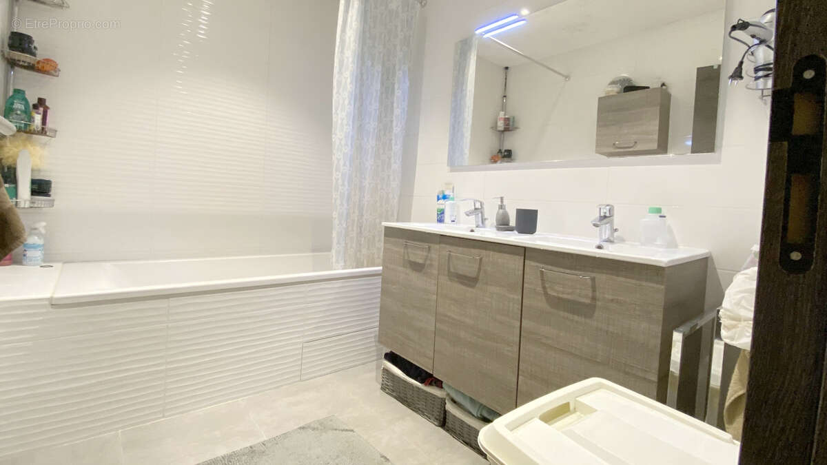 Appartement à BRINDAS