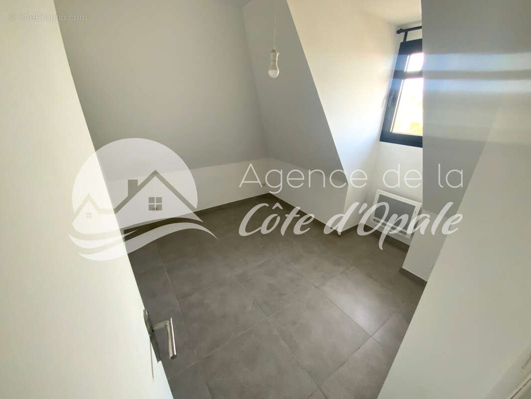 Appartement à MERIGNIES