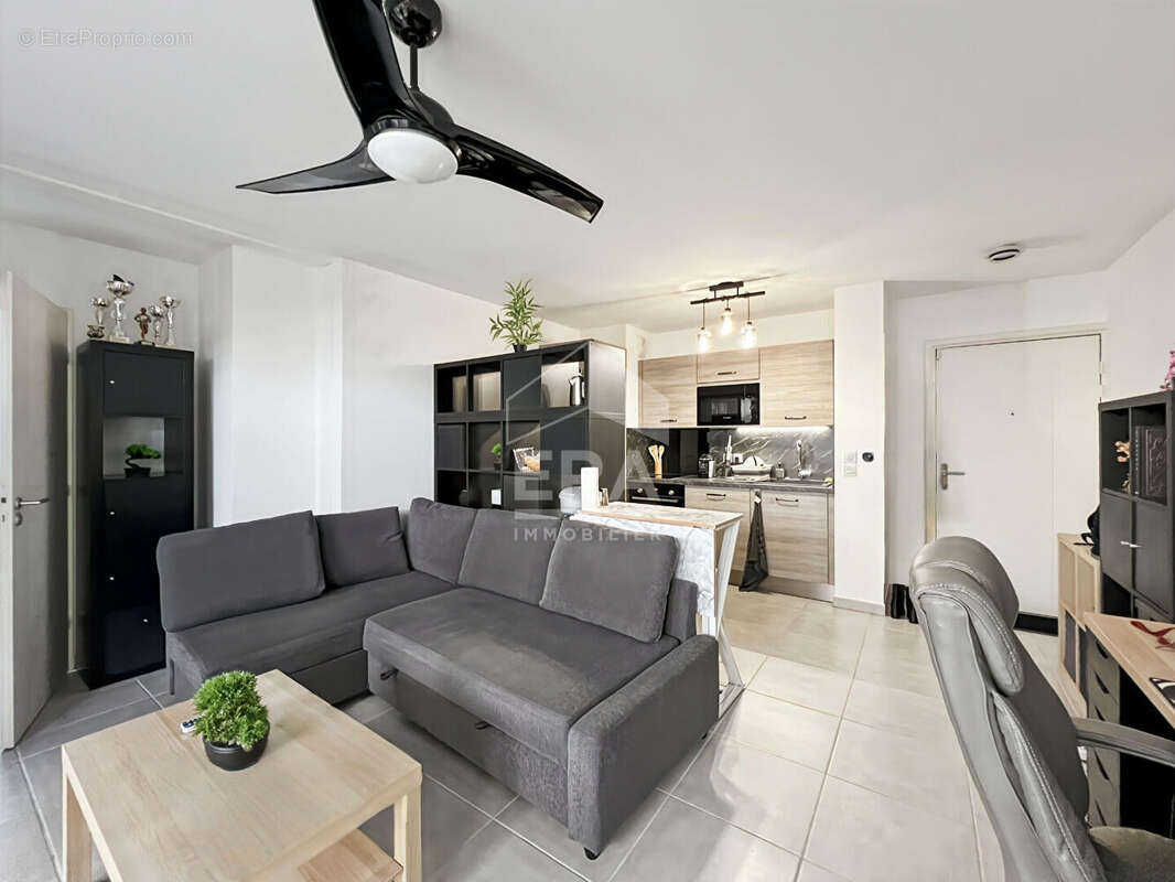 Appartement à VITROLLES