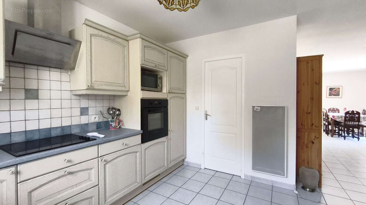 Maison  4 pièces 95 m2 - ANGEAC-CHAMPAGNE (16) - photo 5