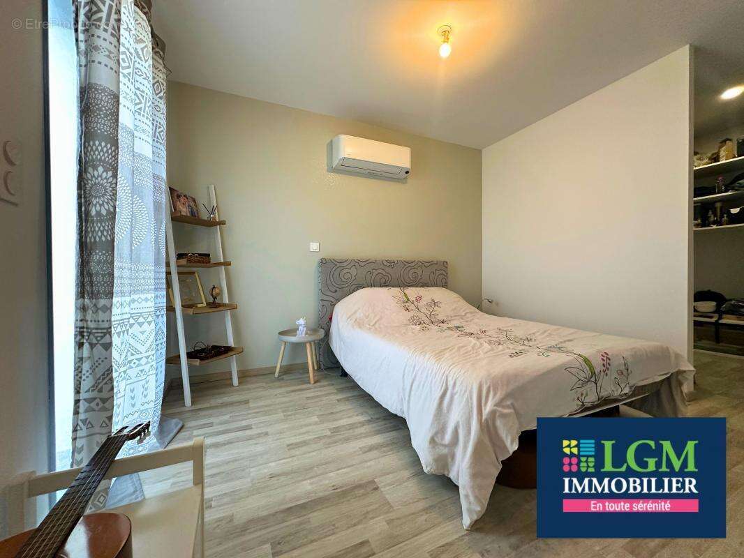 Maison à COURNONTERRAL