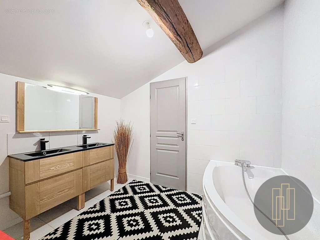 Appartement à VILLEFRANCHE-SUR-SAONE