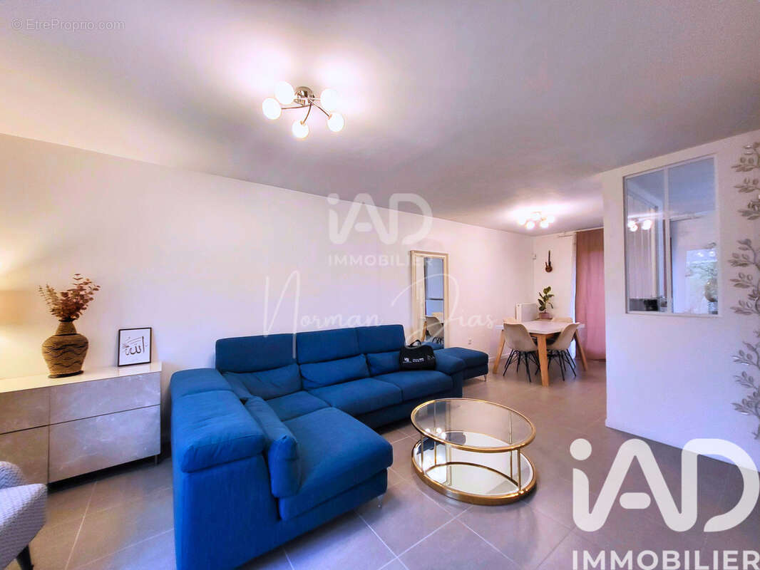 Photo 2 - Maison à MARLY-LA-VILLE