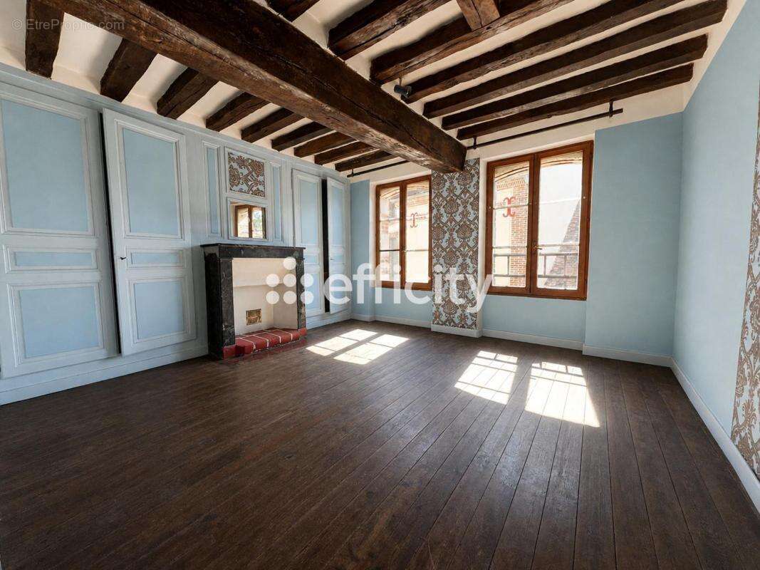 Maison à LONGNY-AU-PERCHE