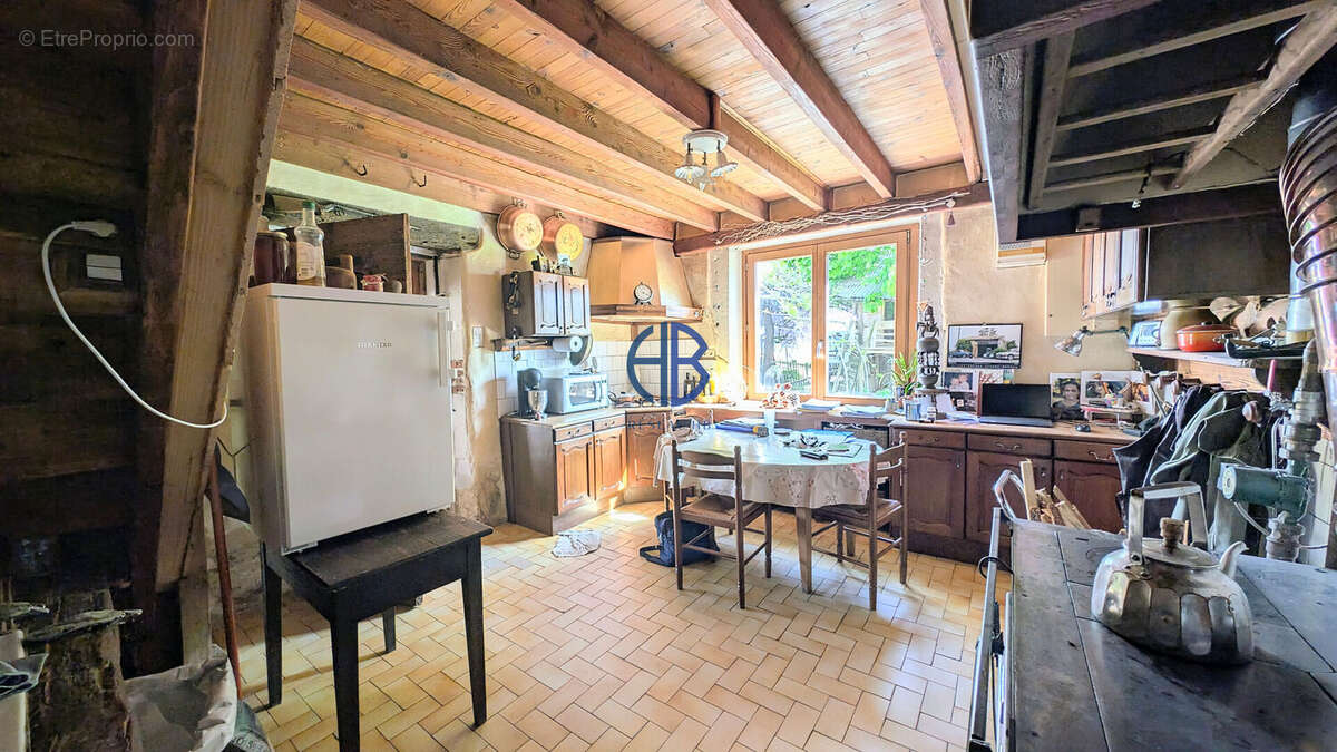 Maison à SAINT-CLAIR-SUR-GALAURE