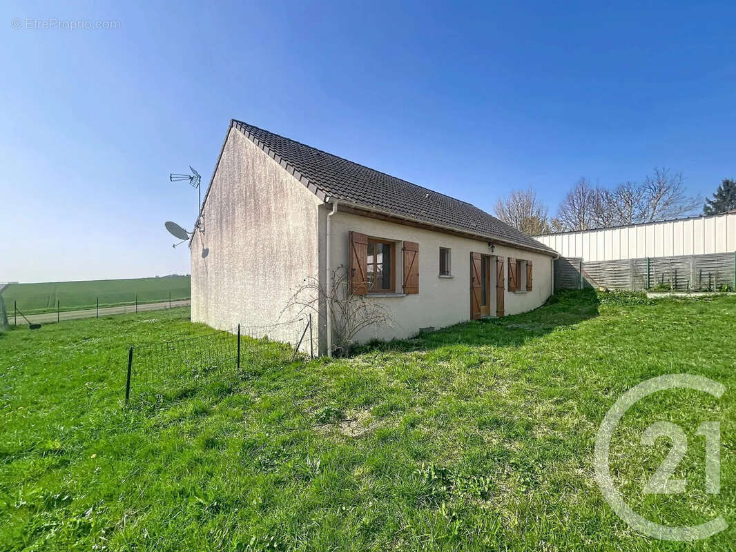 Maison à PAILLY