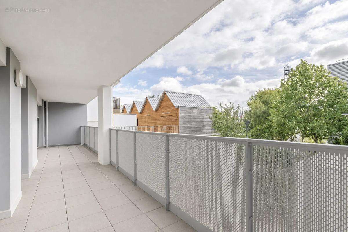 Appartement de 5 pièces de 100 m² situé à Bobigny - photo 11