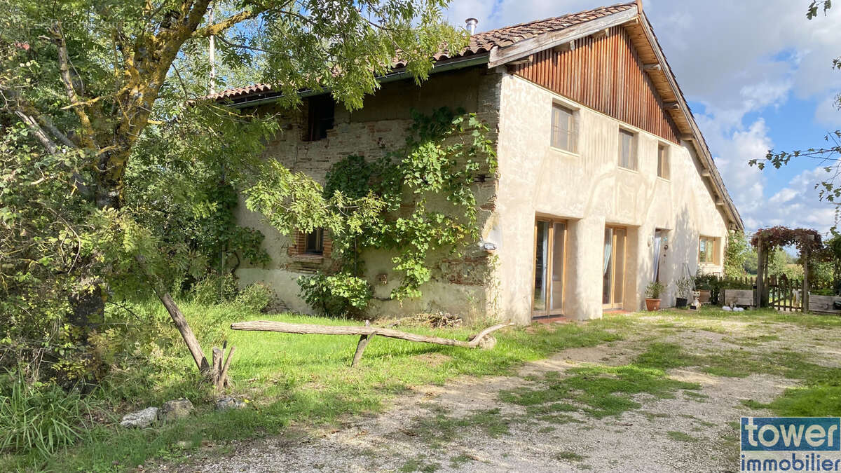 Maison à MONTADET