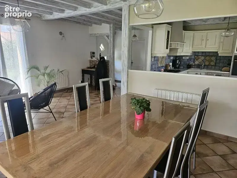 Maison 130 m² à Montrond-Les-Bains  - photo 6