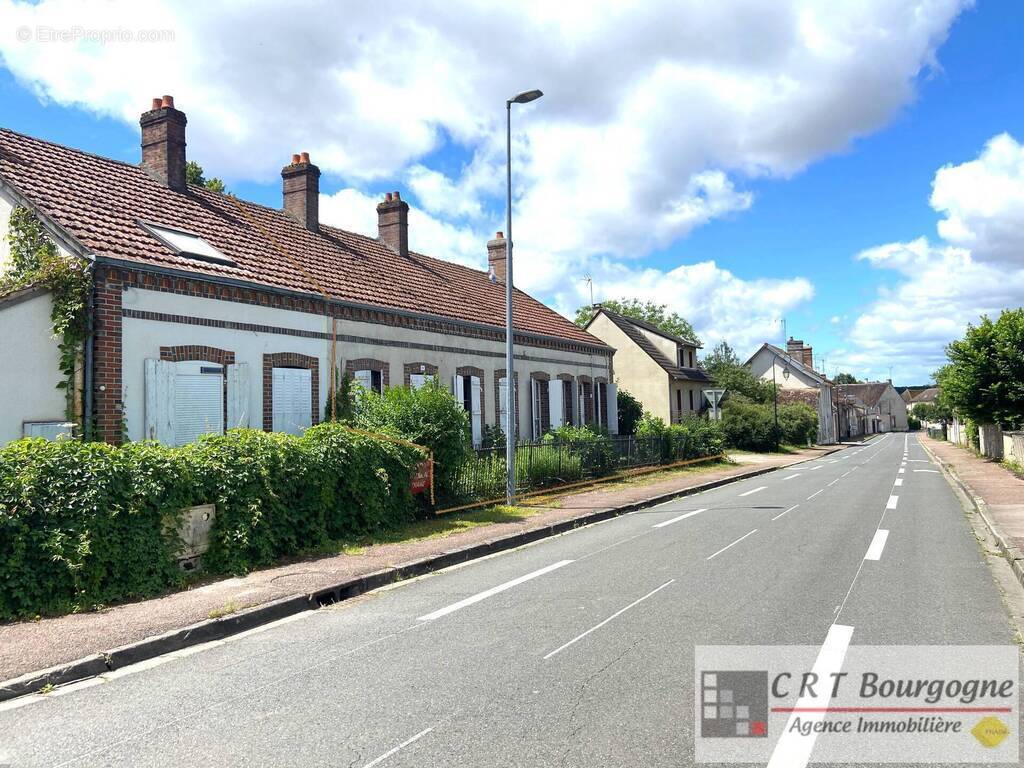 Maison à CHAMPIGNELLES