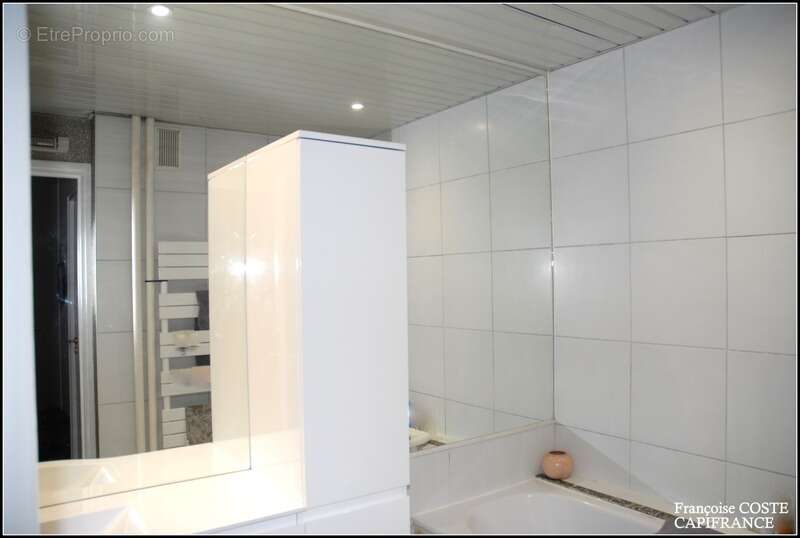 Appartement à SAINTE-FOY-LES-LYON