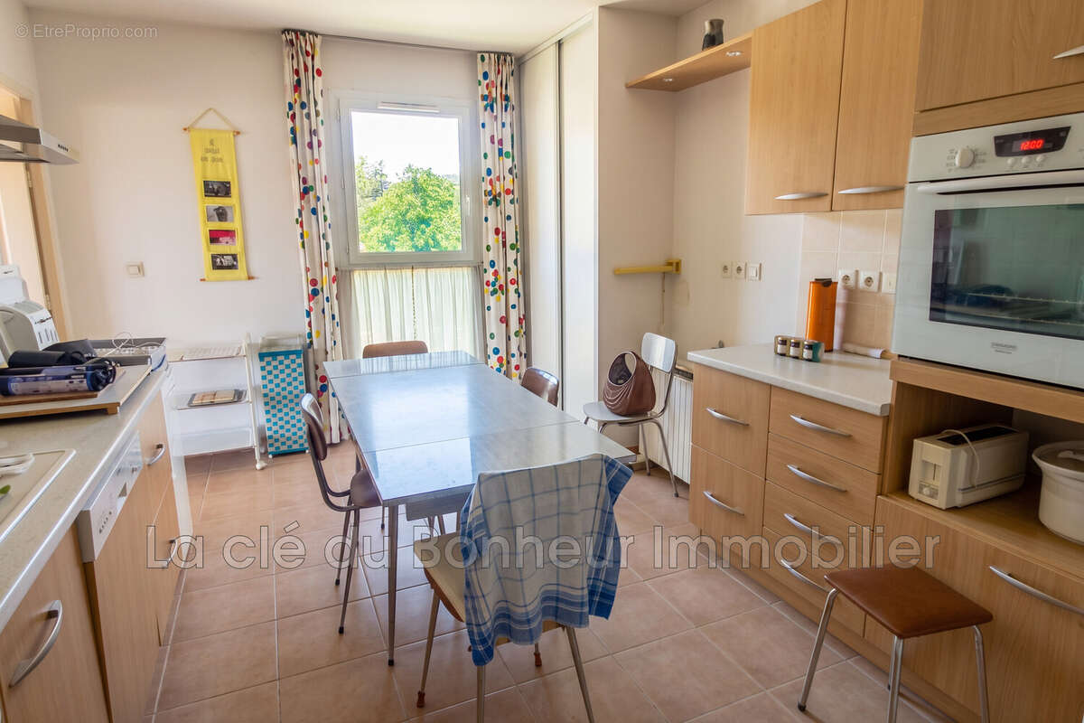 Appartement 94 m² à Manosque  - photo 5