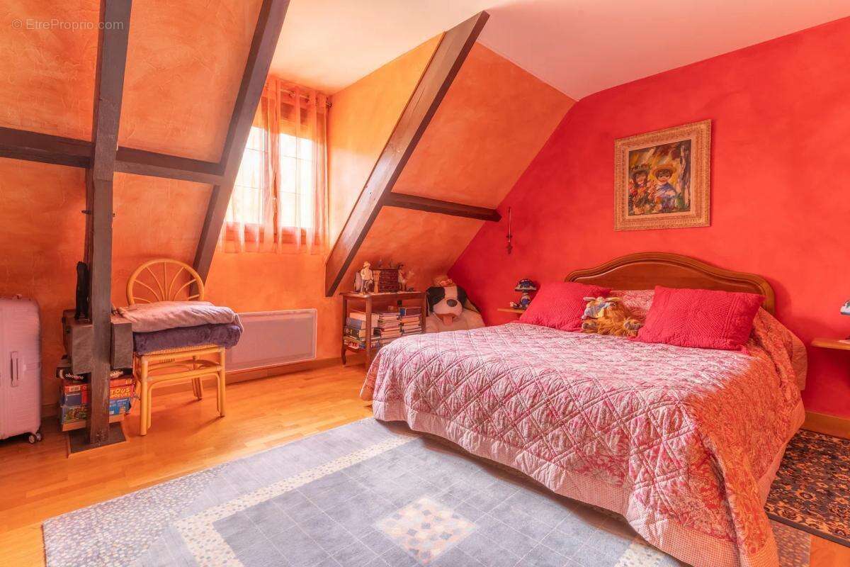 Maison à MEZY-SUR-SEINE