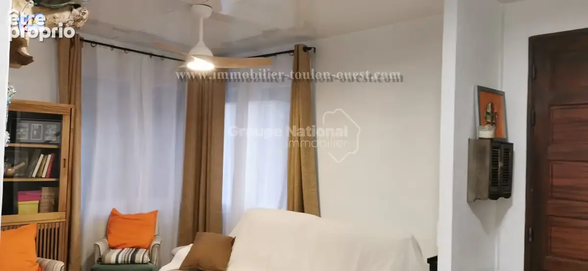 Toulon ouest - villa t5 - 2 logements - terrain de 900 m² - garage + parkings - photo 4