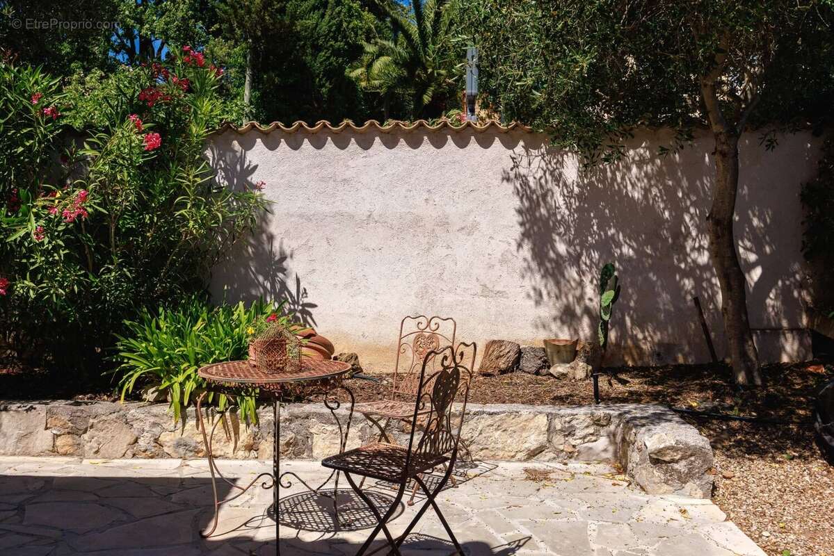 Maison à BIOT
