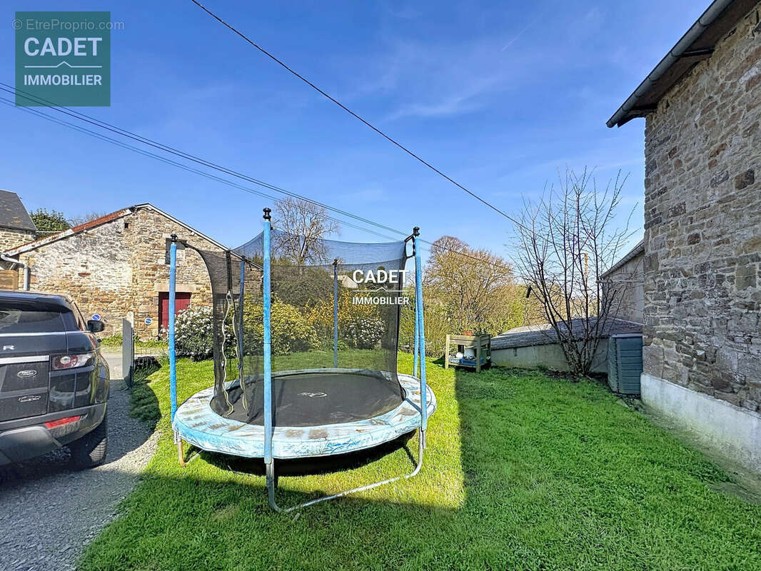 Maison à SAINT-AUBIN-DES-PREAUX