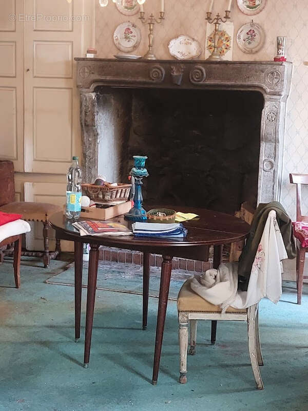 Maison à BUSSET